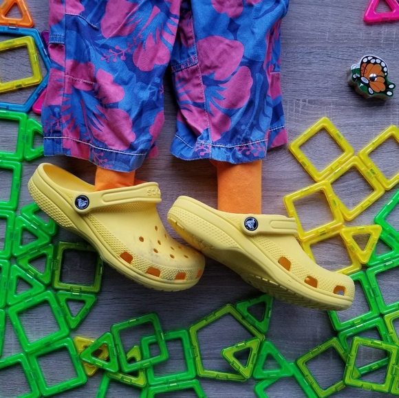 2011 ln/euc Mini Boden hibiscus board shorts size 6 - Picture 3 of 16